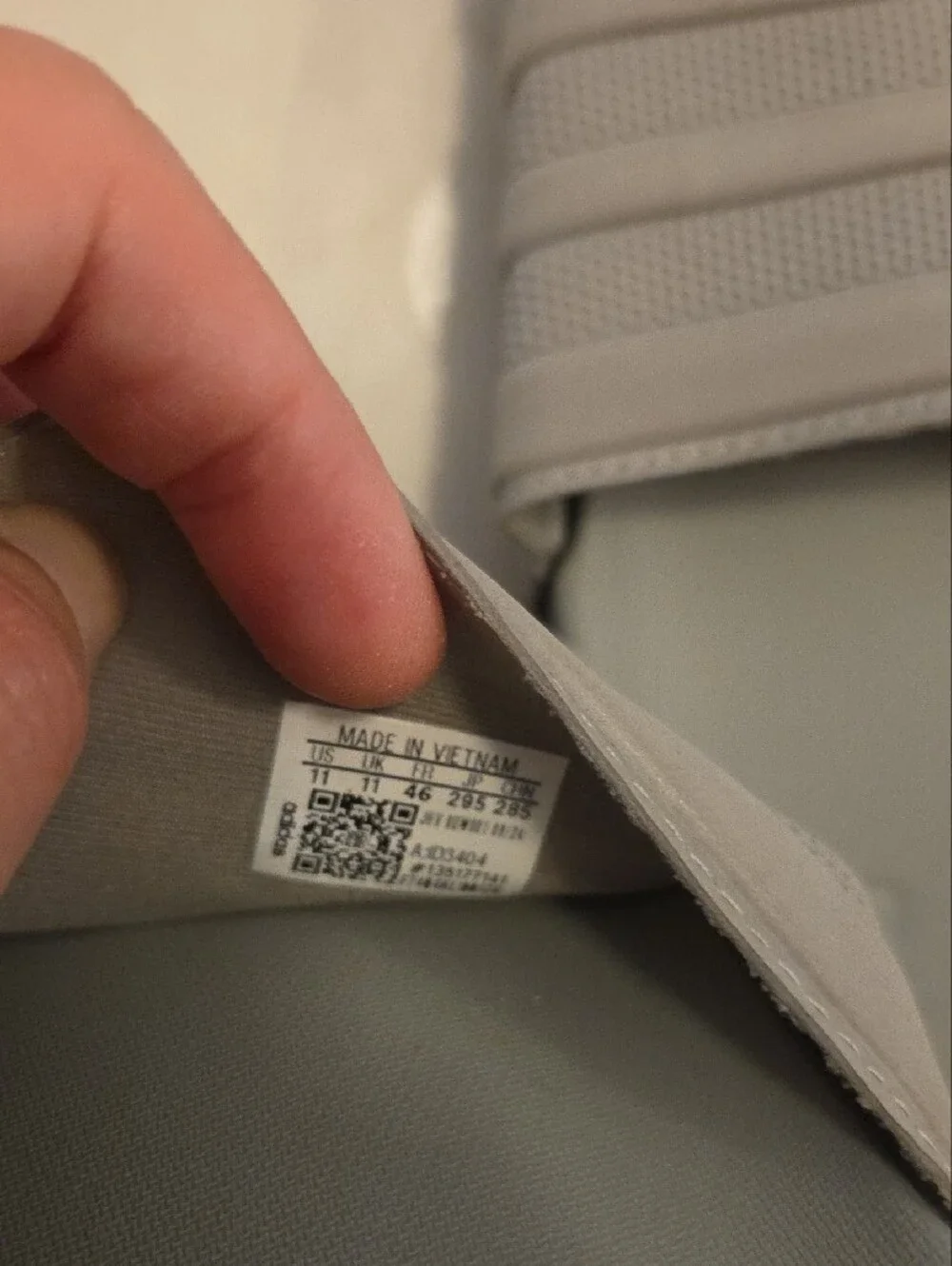 adidas Men's Gray Slide Sandals with Three-Stripe Upper